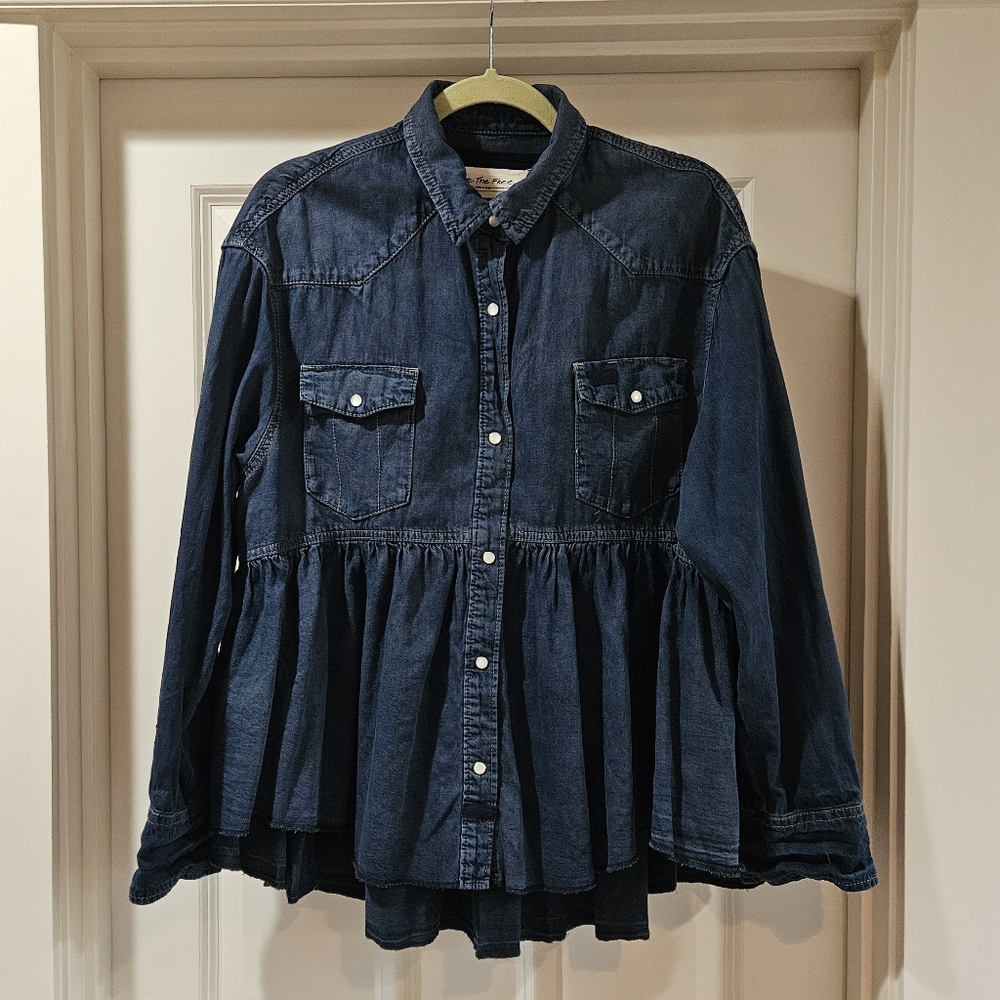 Free People Dylan Babydoll Shacket LS High Low Hem Front Pearl Snaps Blue Sm NWT